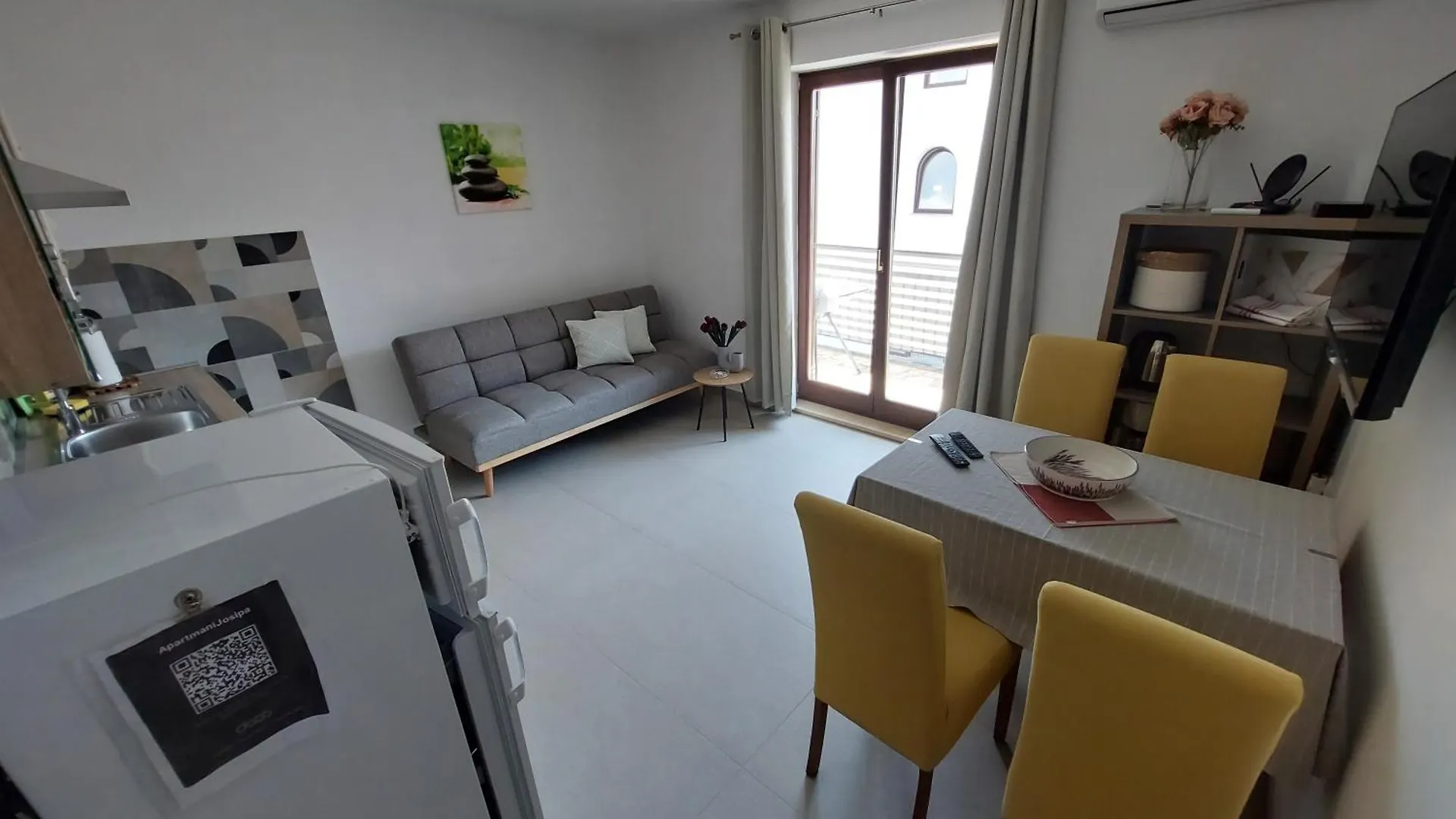 Apartment Josipa Malinska