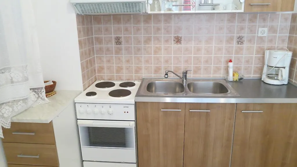 Apartment Josipa Malinska